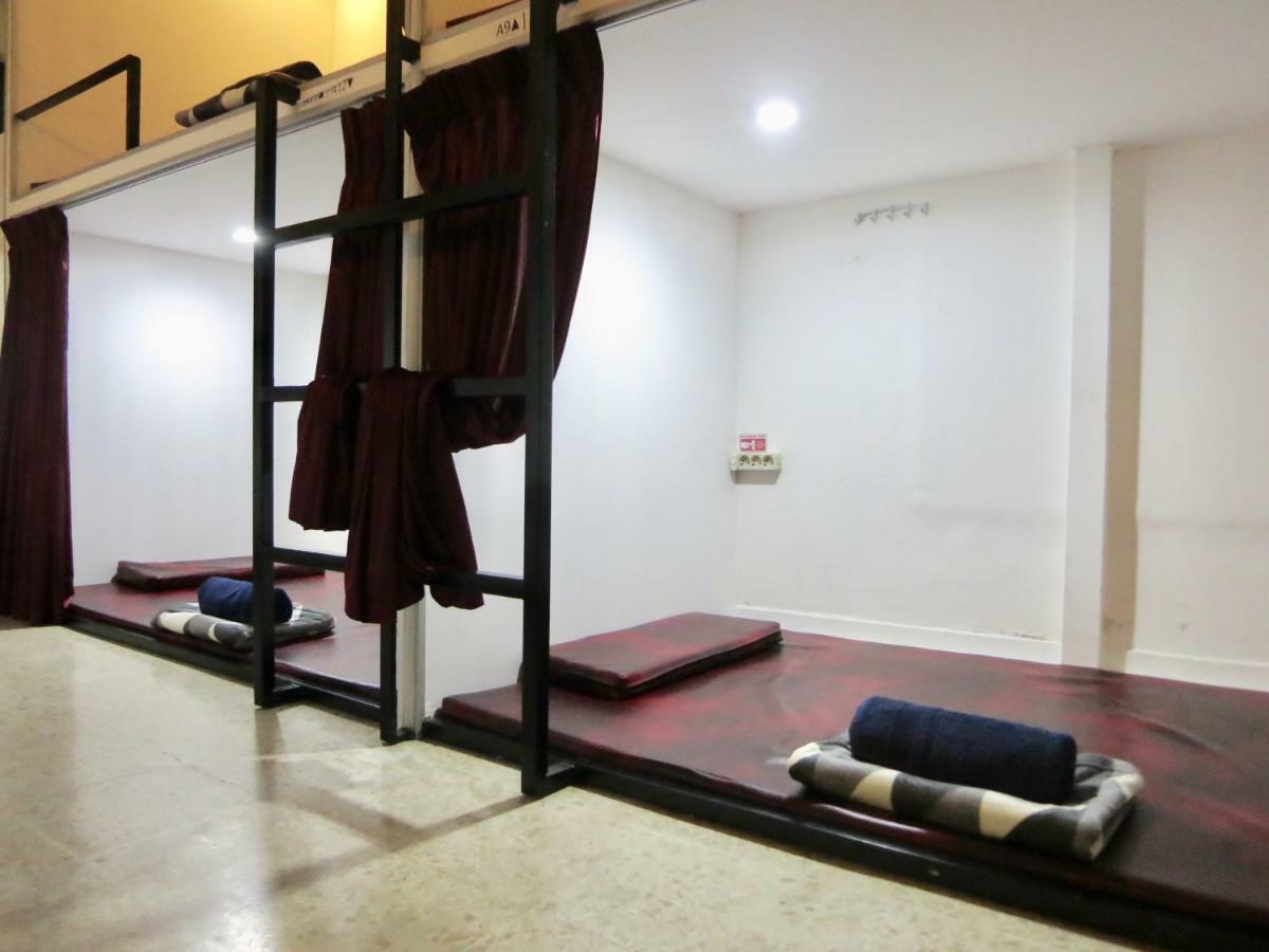 Manado Pod House Apartment Bagian luar foto