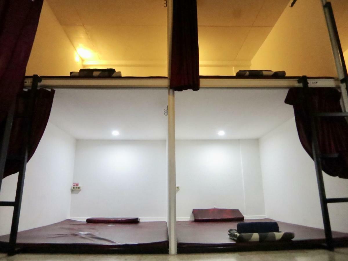 Manado Pod House Apartment Bagian luar foto