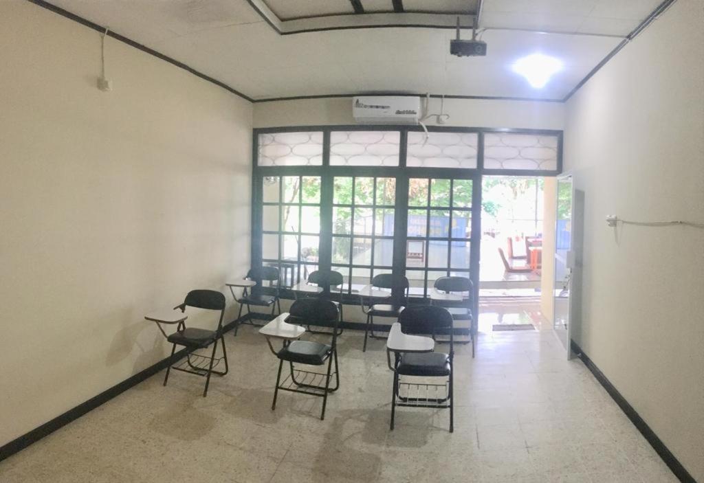 Manado Pod House Apartment Bagian luar foto