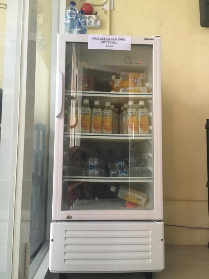 Manado Pod House Apartment Bagian luar foto
